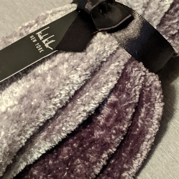 NWT Nicole Miller Cozy Socks - Picture 2 of 2